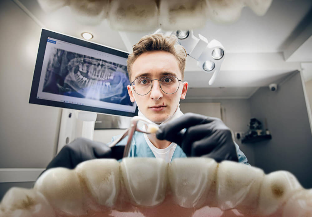What to Expect When Getting Dental Implants for the First Time